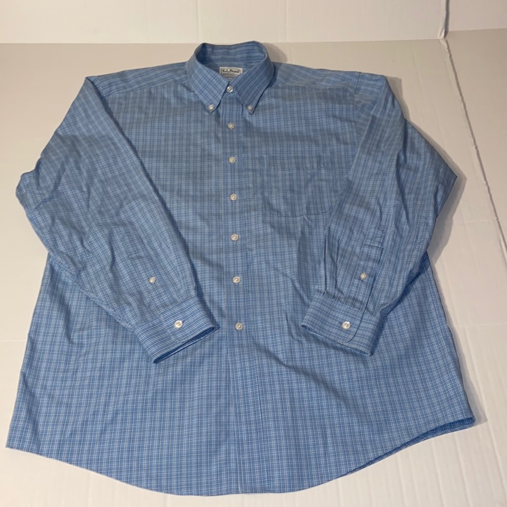 L.L. Bean Men’s Traditional Fit Size 16 - 32 Long Sleeve Button Down Shirt